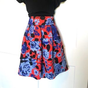 Anthro HD in Paris floral pleated feminine skirt with pockets sz S (B)
